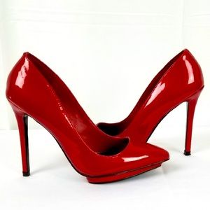 Red patent Dolce Vita stilettos 4.25” w platform